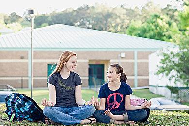 废土科幻动作《无限机兵》公布预告 Steam页面上线